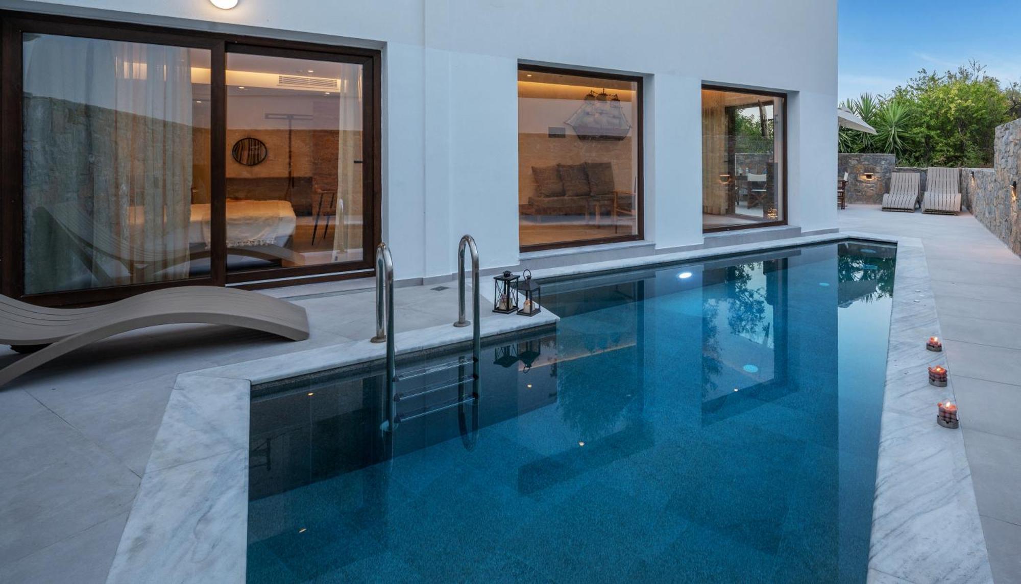 Mika Villas & Suites Hersonissos  Exterior photo