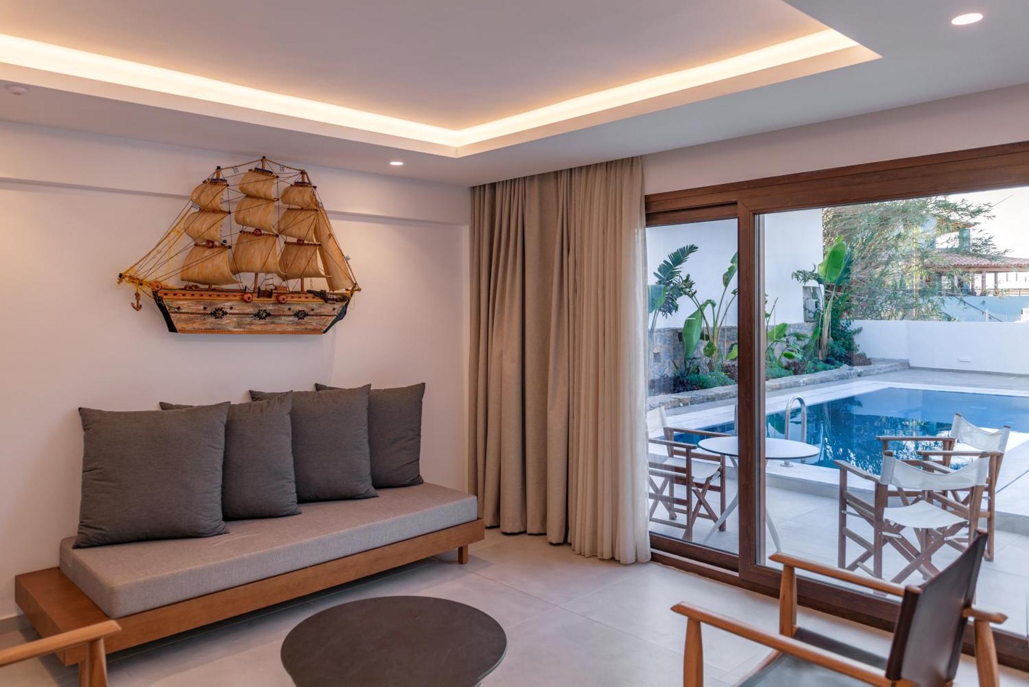 Mika Villas & Suites Hersonissos  Room photo